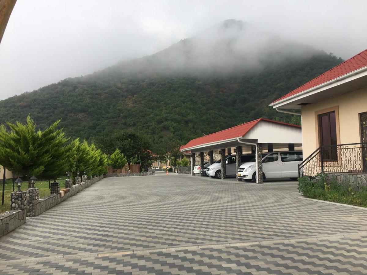 Residence Hotel Restoran Qax ภายนอก รูปภาพ
